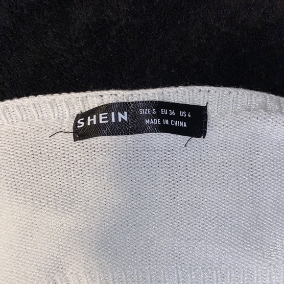 halter top - Picture 3 of 3